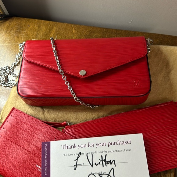 NWOT Louis Vuitton Epi Red Leather Felicia pouchette! Comes with dust bag! - Picture 3 of 15